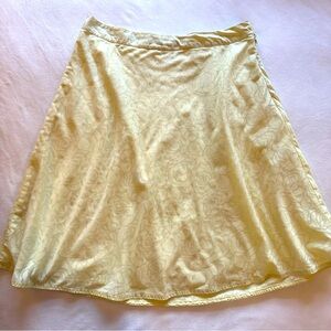 Old Navy Yellow Floral Print A-Line Knee Length Skirt Size 10
